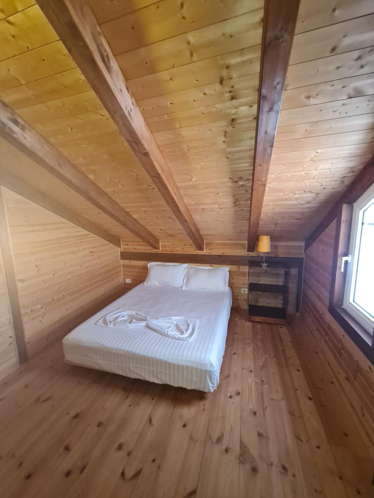 Sol Apartments Gjiri Lalzit Durrës Esterno foto